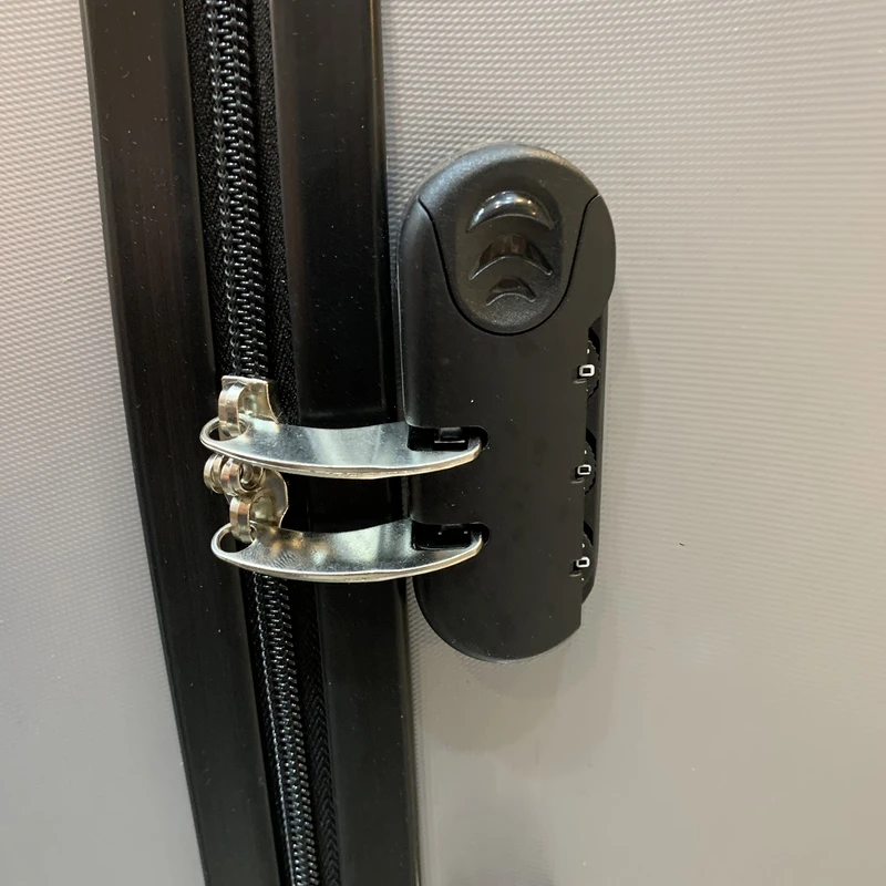 مجموعه سه عددی چمدان اوماسو مدل C0119 10 مجموعه سه عددی چمدان اوماسو مدل C0119 – چمدان سبک و مقاوم مسافرتی