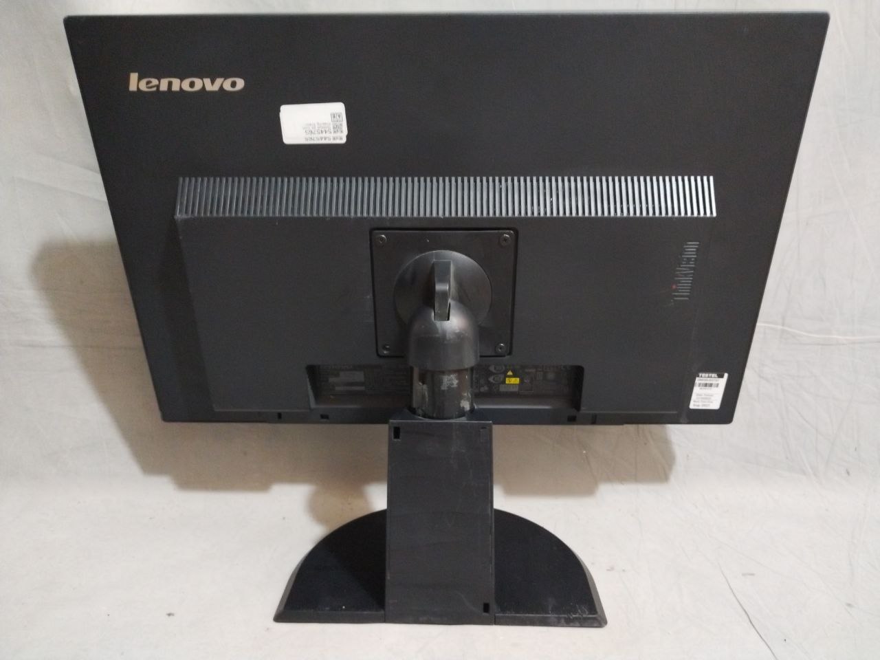 مانیتور لنوو LENOVO THINKVISION T2324P استوک 8 مانیتور لنوو LENOVO THINKVISION T2324P استوک - IMAGE 8